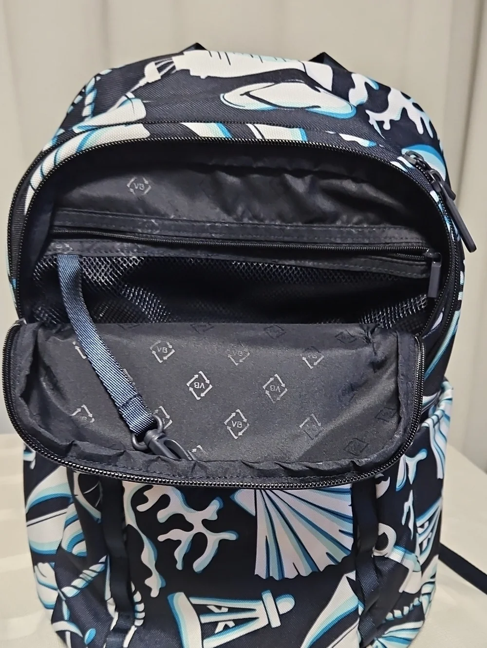 Vera Bradley this bag